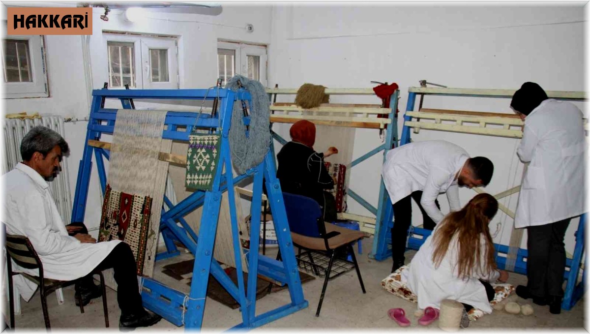 Şemdinli'de kilimler yeniden dokunuyor