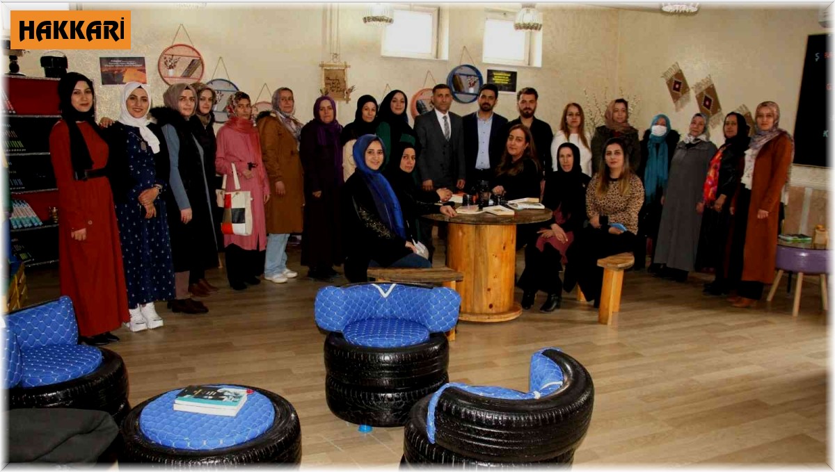 Şemdinli'de ''Sıfır Atık Kütüphanesi'' açıldı