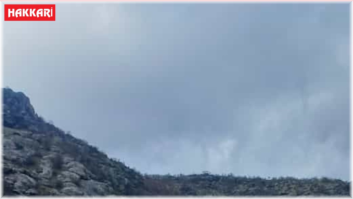 Şemdinli - Derecik yolunda sel