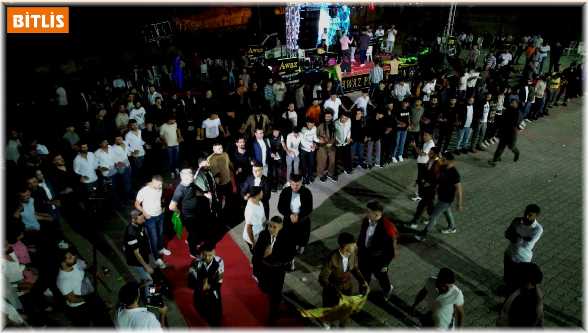 Ses sanatçısı damadın düğününe 150 sanatçı katıldı