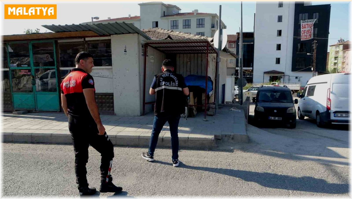 Seyyar satıcı ile müşteri arasındaki "pahalı ürün" tartışması kanlı bitti