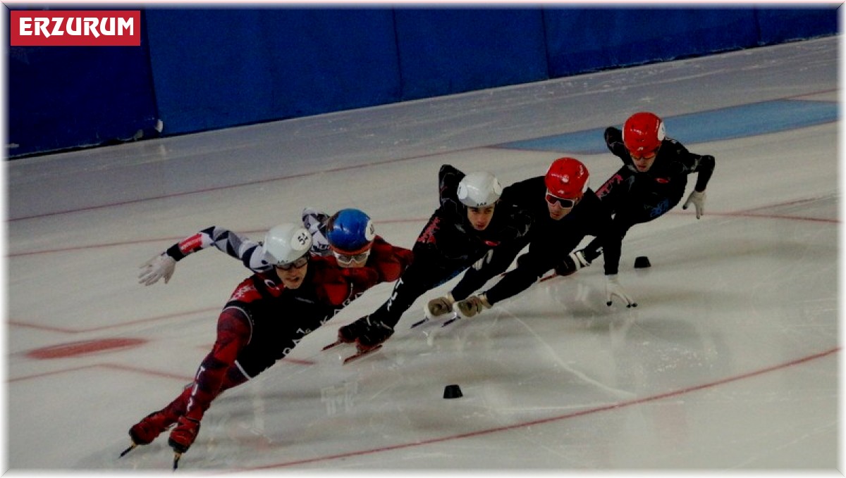 Short Track Federasyon Kupası yarışları nefesleri kesti