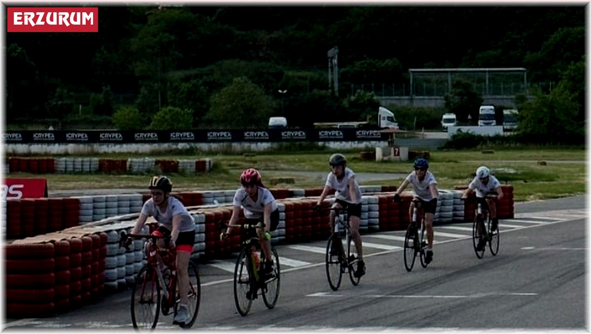 Short Track Milli Takımı enerji depoluyor