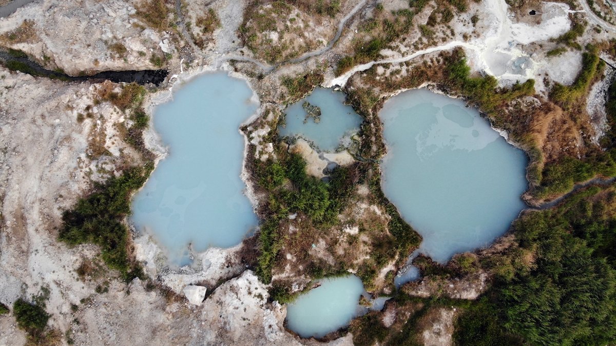Şifa kaynağı "Diyadin Kaplıcaları"nda işletmeciler yoğun ilgiden taleplere yetişemiyor