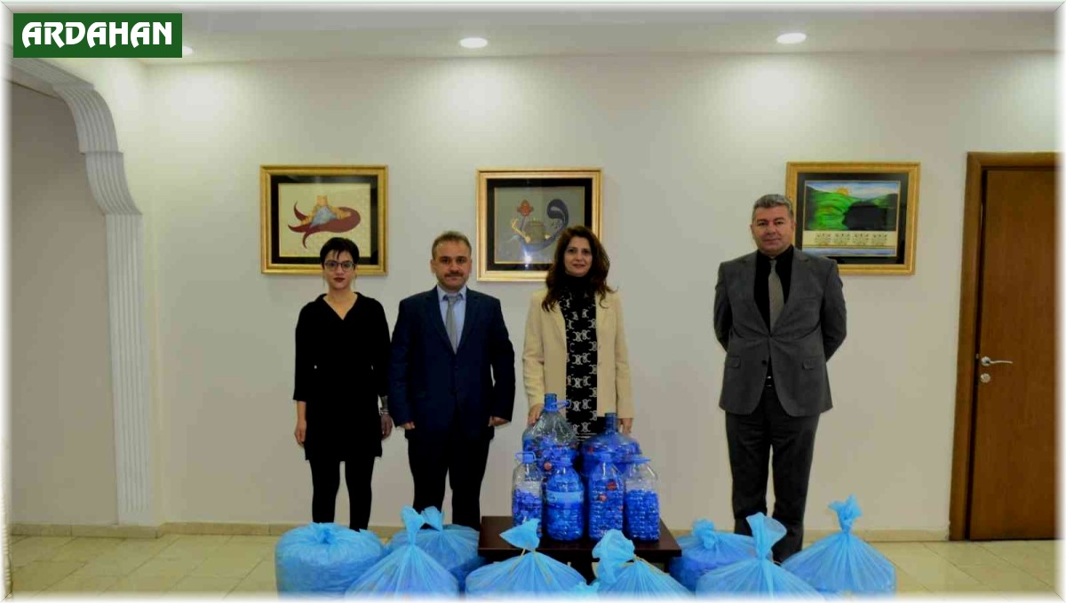 "Sıfır Atık" projesine plastik kapak desteği