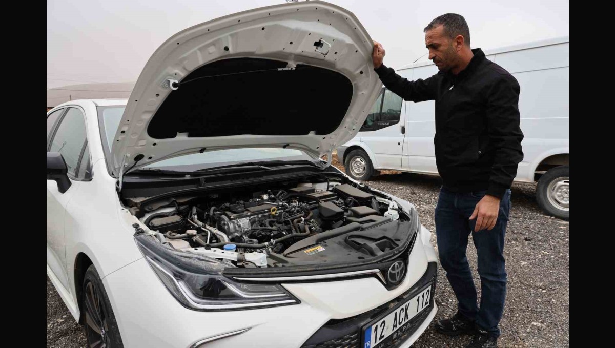Sıfır kilometre araçta motor arızası yaşadı: 20 gün kullandı, 5 aydır servisten dönmesini bekliyor