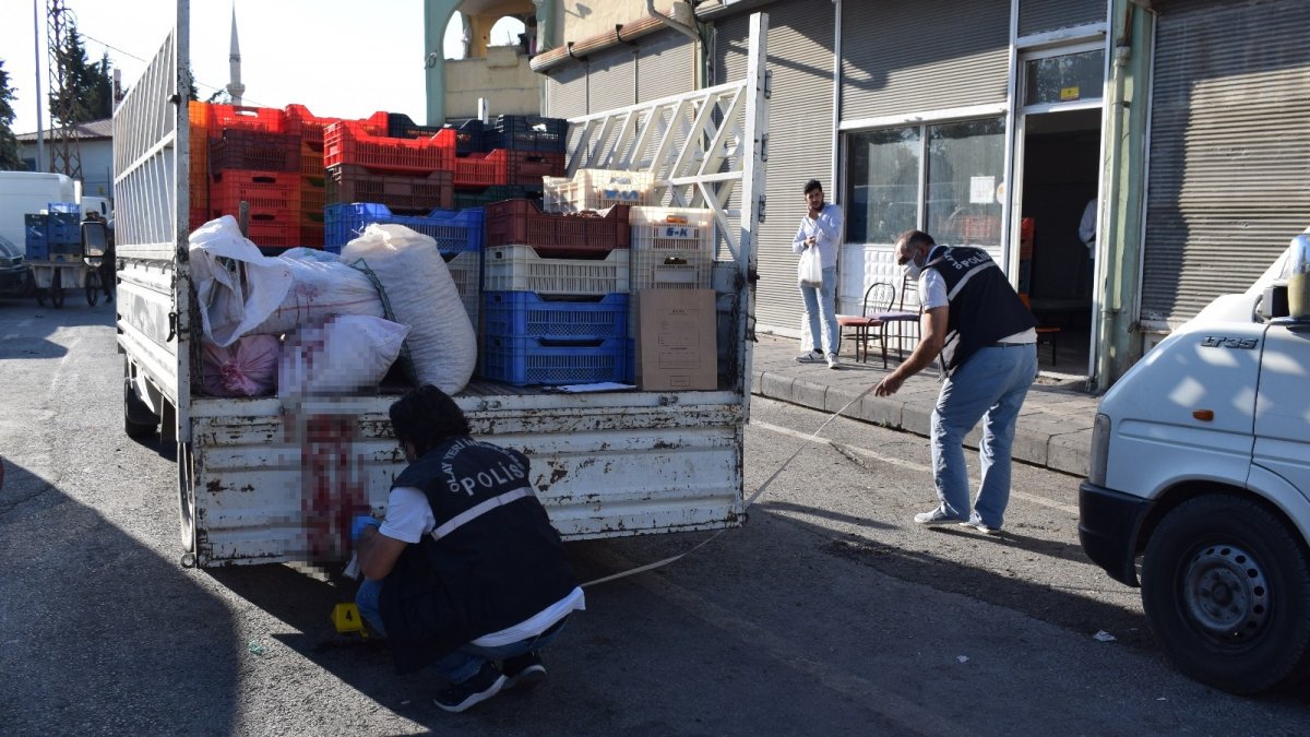 Silahlı saldırının ardından kaçarken kaza yaptı: 2 yaralı