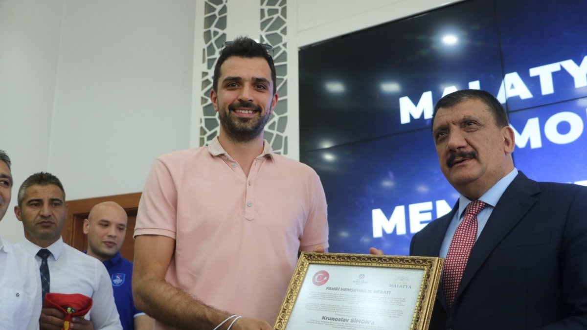 Simon: "Resmi bir Malatyalı olmaktan çok büyük mutluluk duyuyorum"