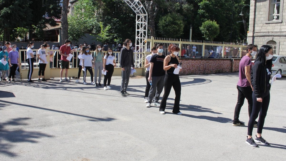 Sınav günü gürültü kirliliği yapılmaması yönünde uyarı