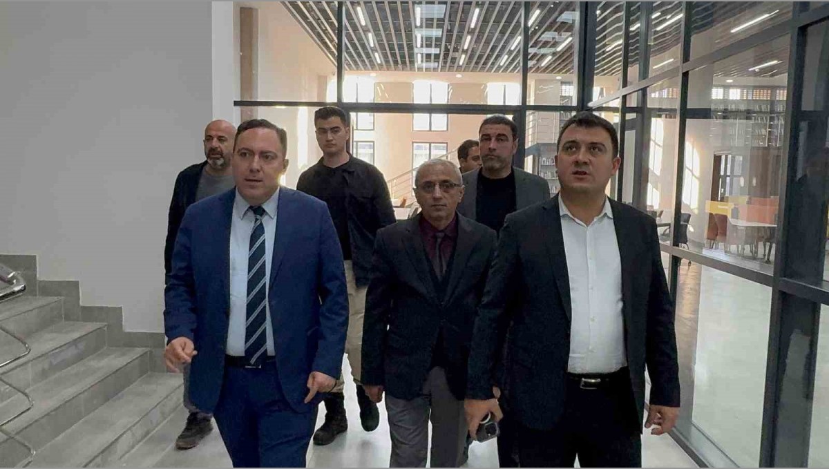 Sinema ve Konferans Salonu da Var: Patnos'un Modern Kütüphanesi Açılışa Hazırlanıyor