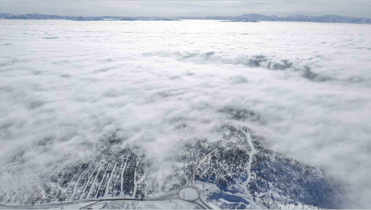 Sis ve kar altındaki Harput, en sessiz günlerini yaşıyor