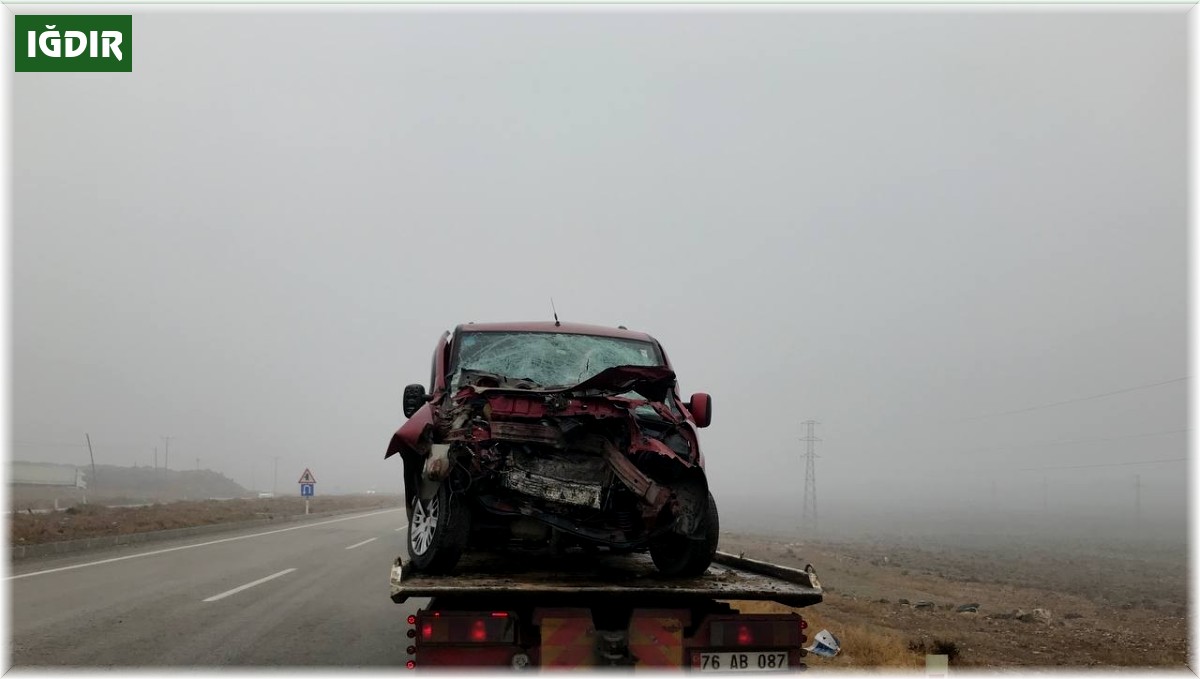 Sisten dolayı ticari araç yakıt tankerine arkadan çarptı: 6 yaralı