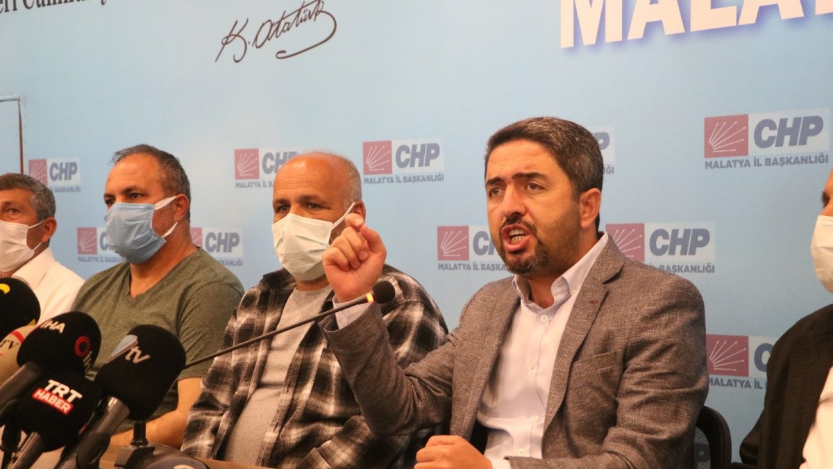 Skandala adı karışan CHP'li ilçe başkanını partiyle ilişiği kesildi