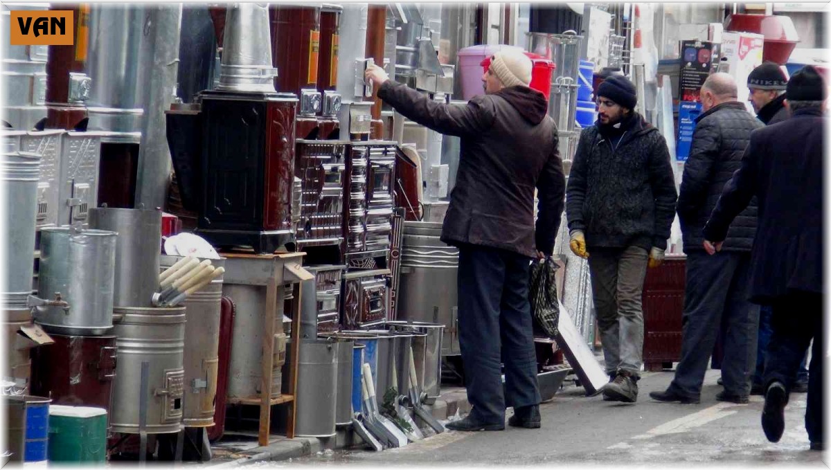 Sobacılar Çarşısı esnafı doğal gaza direniyor