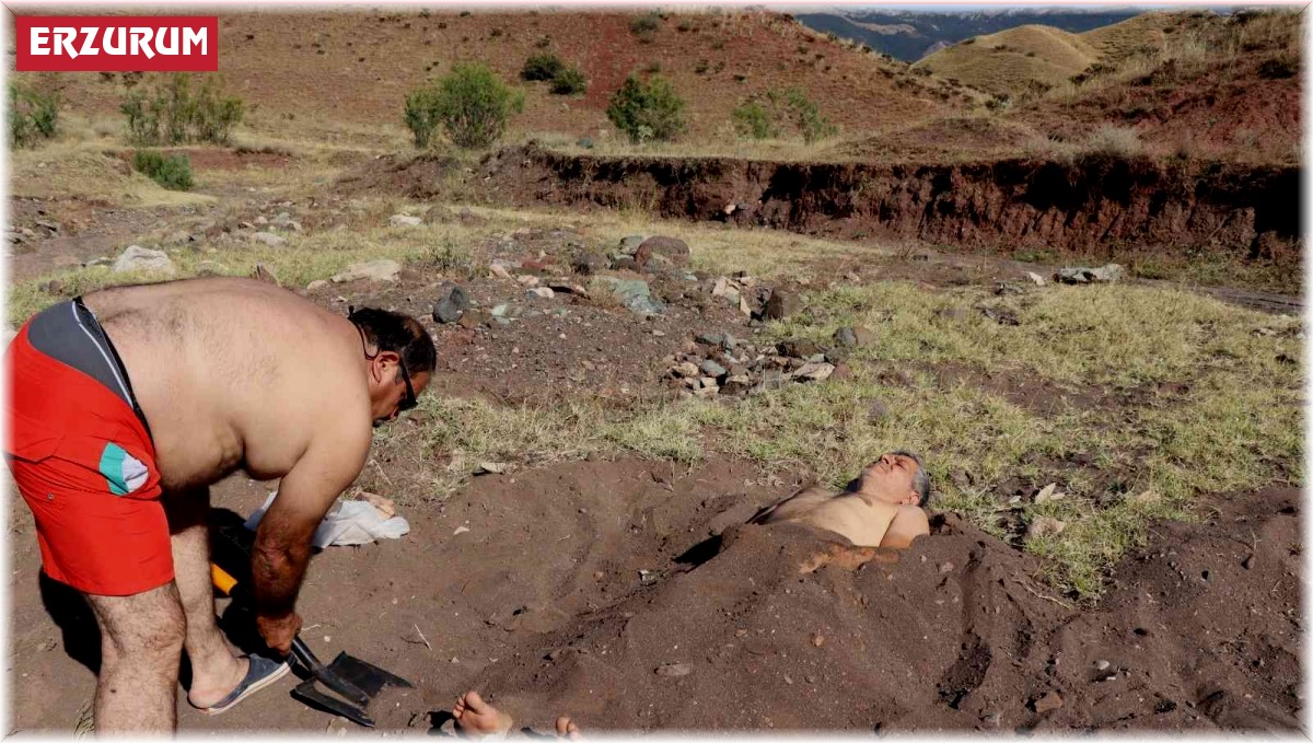 Söğütlü derenin mineralli kumlarında şifa arıyorlar