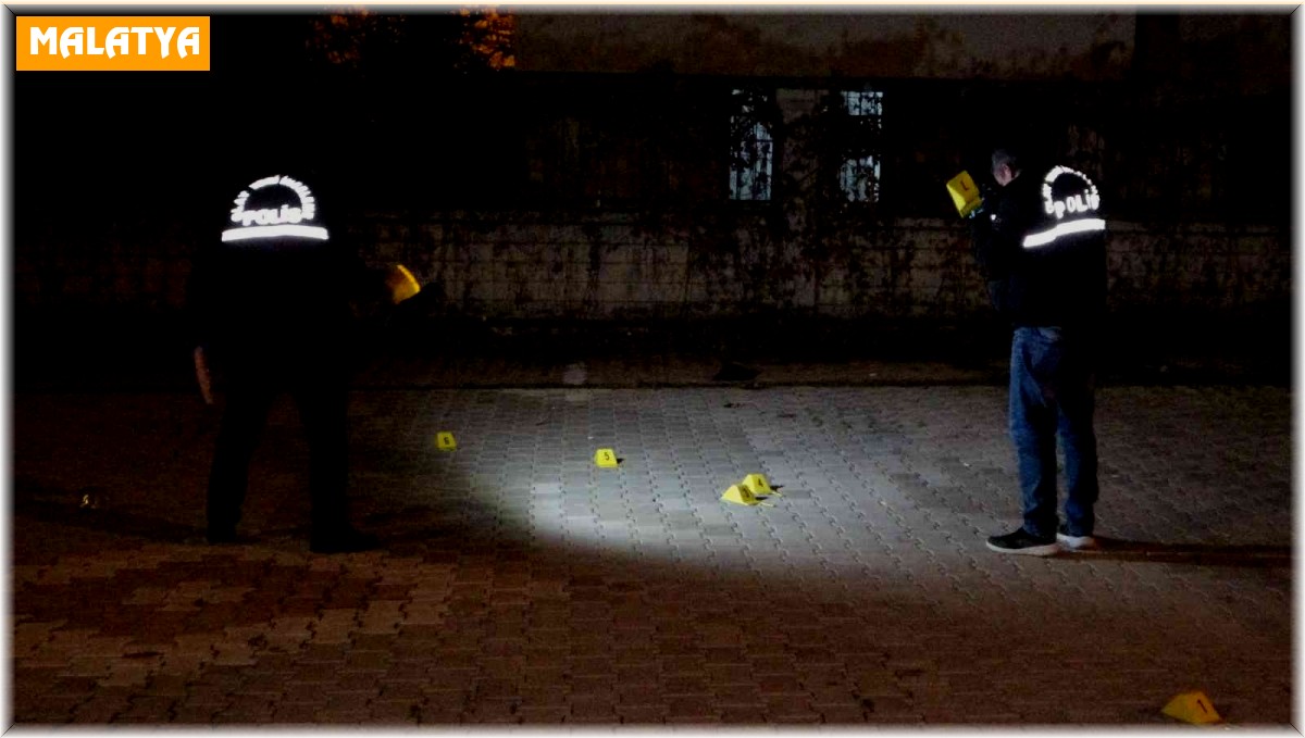 Sokaktaki tartışma kanlı bitti: 1 yaralı