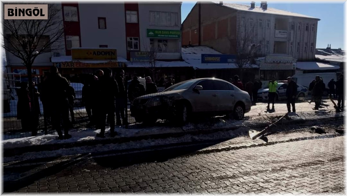 Solhan'da trafik kazası: 2 yaralı