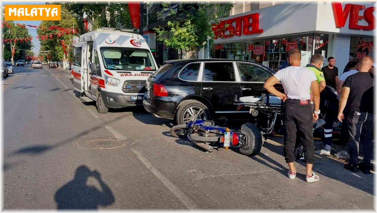 Son dakika; Malatya'da otomobil ile motosiklet çarpıştı: 1 yaralı