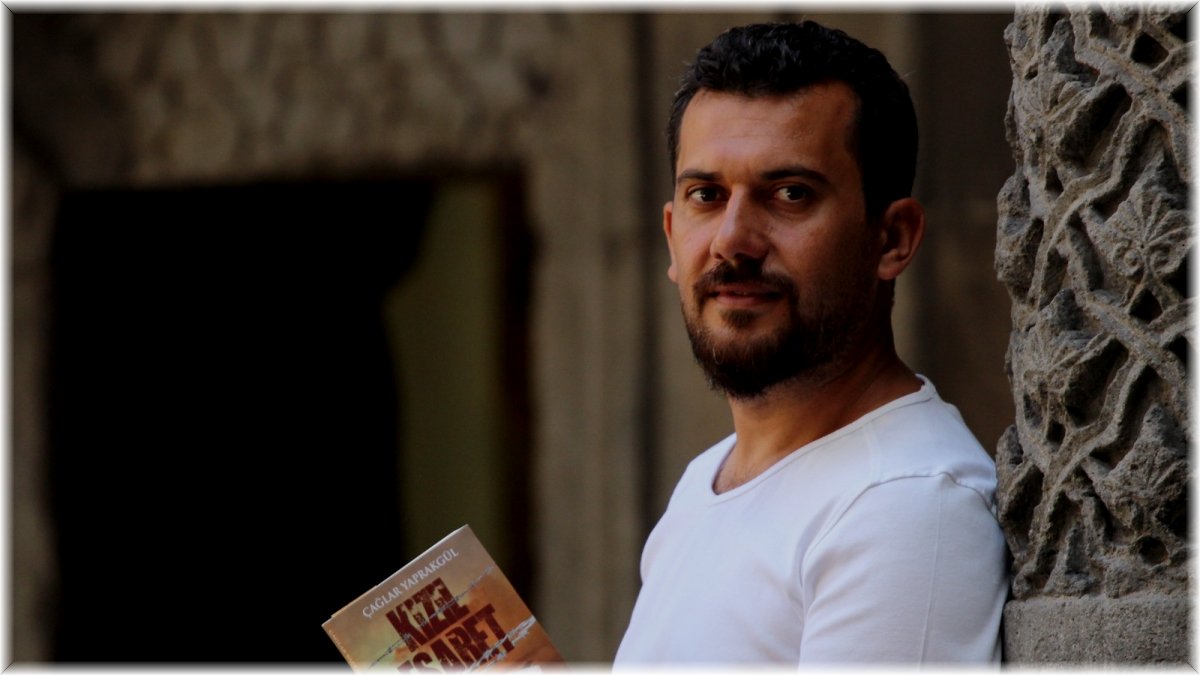 Sözde ermeni soykırımının gerçek yüzünü anlatan roman "kızıl esaret" yoğun ilgi gördü