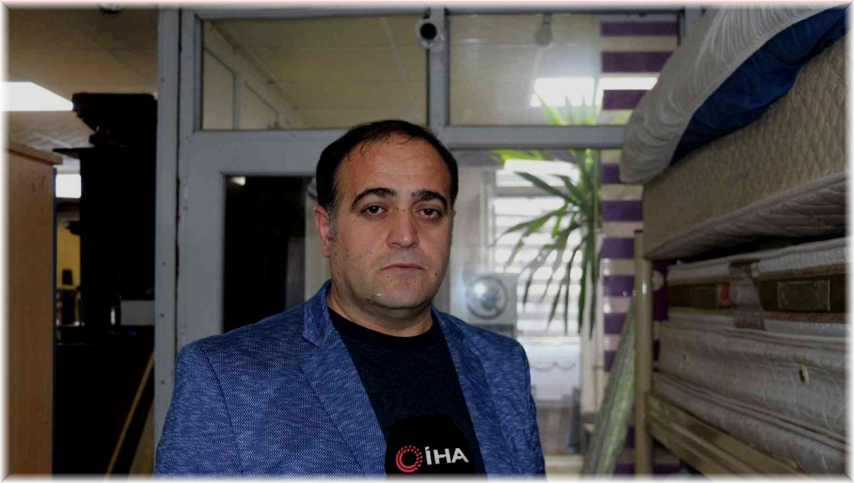 Spot eşyacılar öğrencileri bekliyor