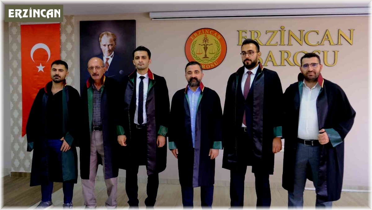 Stajyer avukatlar ruhsatnamelerini aldı