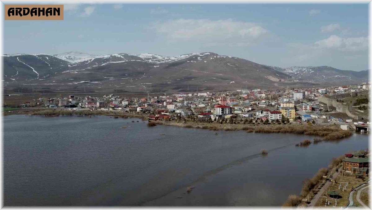 Sular altında kalan Ardahan Ovası havadan görüntülendi