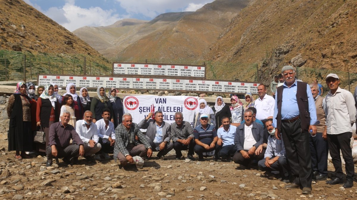 Sündüs şehidinin oğlu, katliamın yıl dönümünde o gün yaşananları anlattı