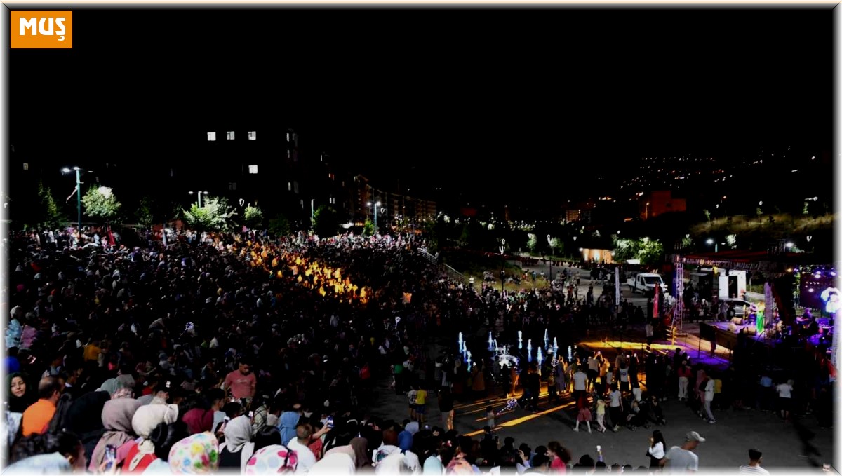 Sünnet şöleni renkli görüntülere sahne oldu