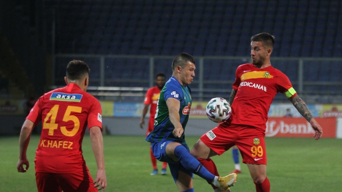 Süper Lig'in en çok gol atan yerli futbolcusu Adem Büyük