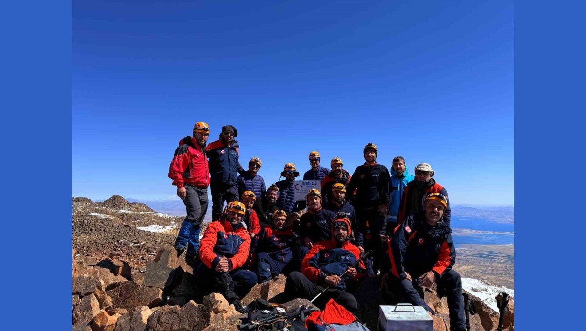 Süphan Dağı'nda 'Yüksek İrtifada Müdahale ve Kaynaşma' faaliyeti