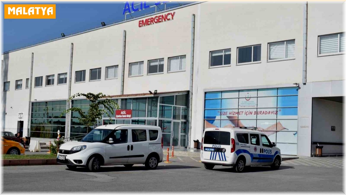 Tadilat yaparken çukura düşen şahıs yaralandı