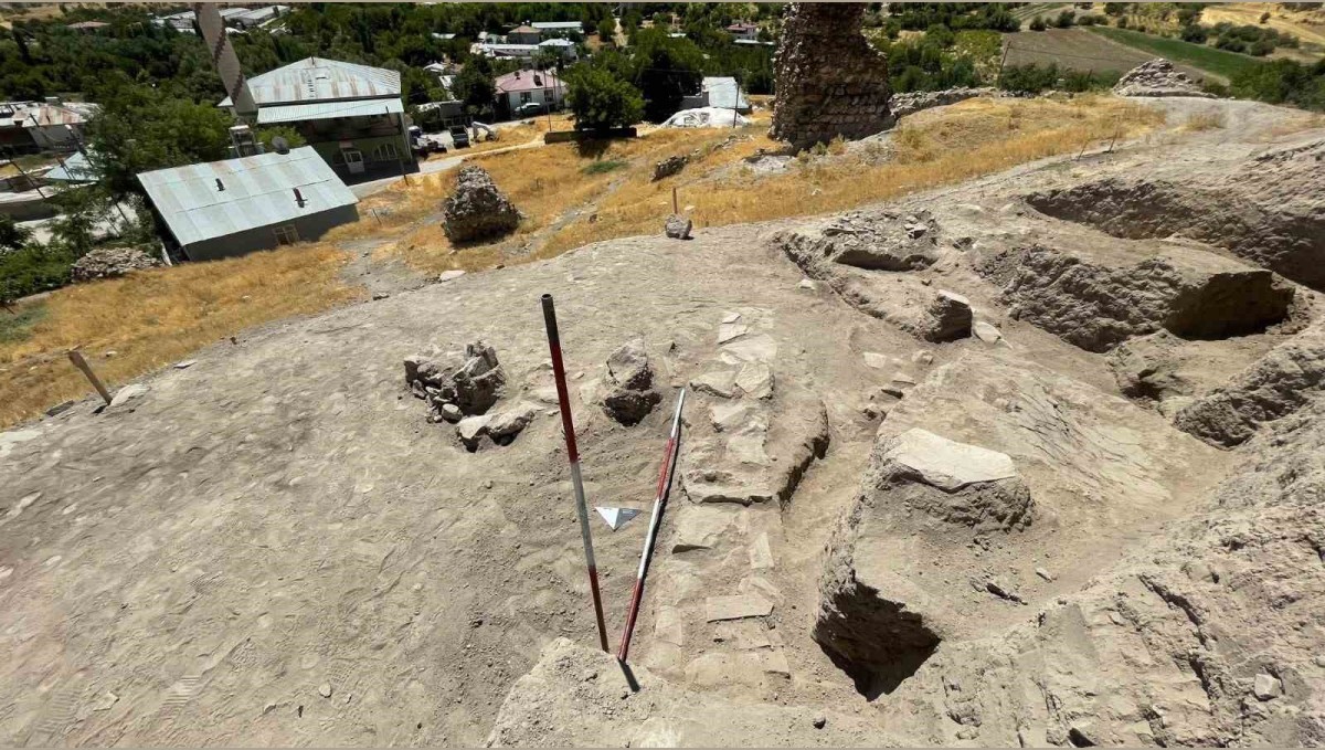 Tadım Kalesi ve Höyüğü'nde tarihe ışık tutan yeni bulgular