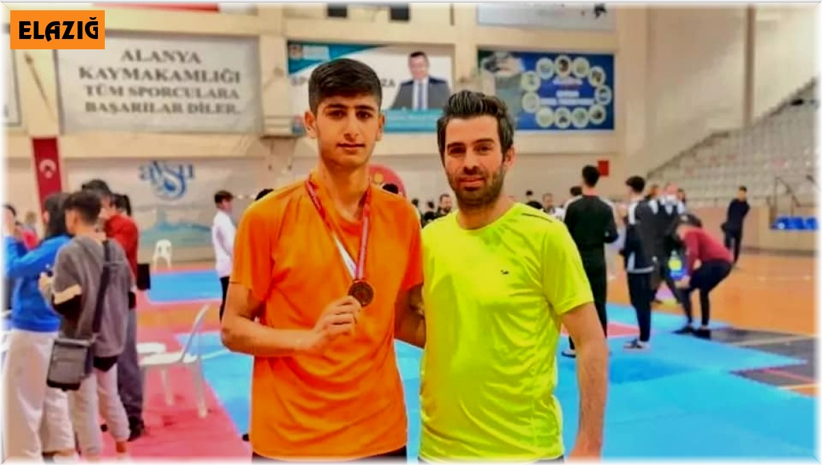 Taekwondo'da bronz madalya Elazığ'ın