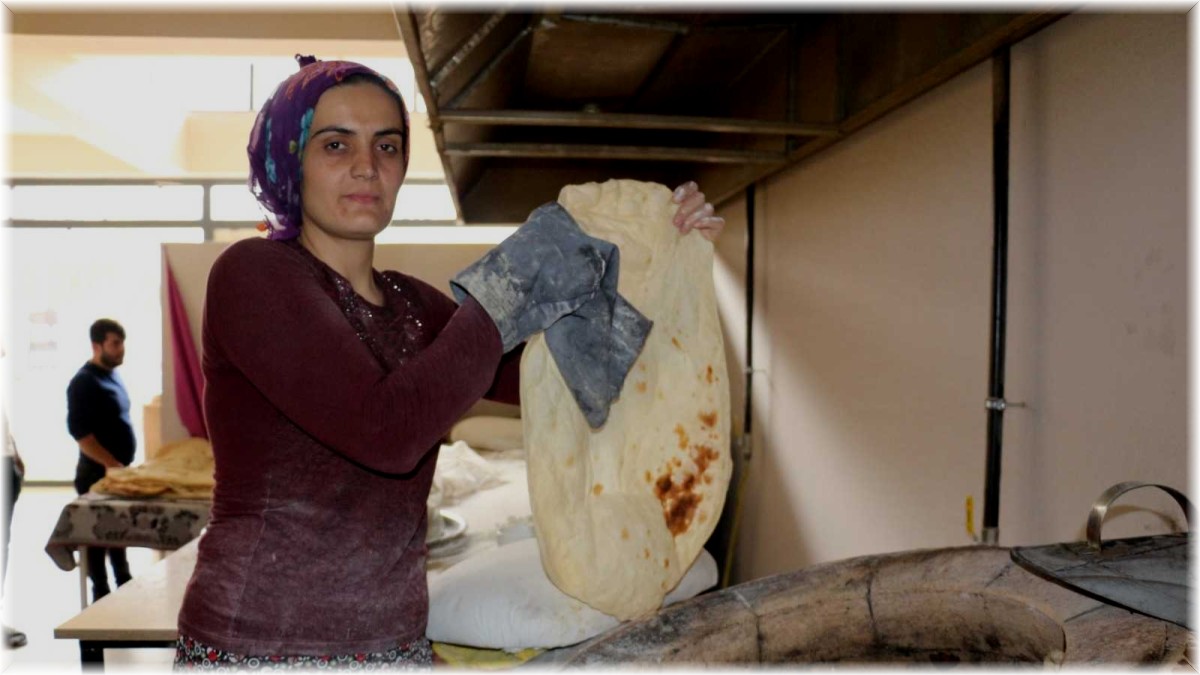 Tandır ekmeği Tatvanlı kadınların geçim kaynağı oldu