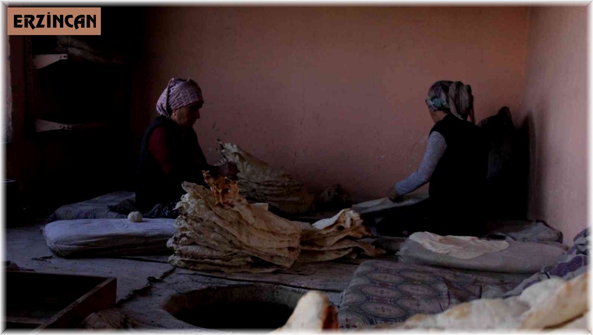 Tandırlar Ramazan sofraları için yanıyor