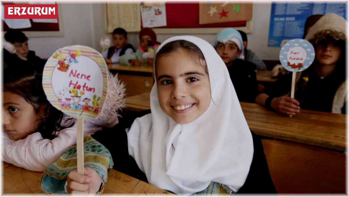 Tarih yazan çocuklar Karayazı'da