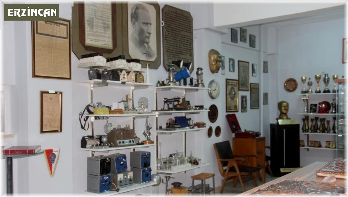 Tarihi Erzincan Lisesi'nde bulunan müze tarihe ışık tutuyor