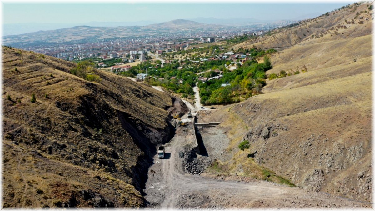 Tarihi Harput-Hüseynik yolu canlanıyor