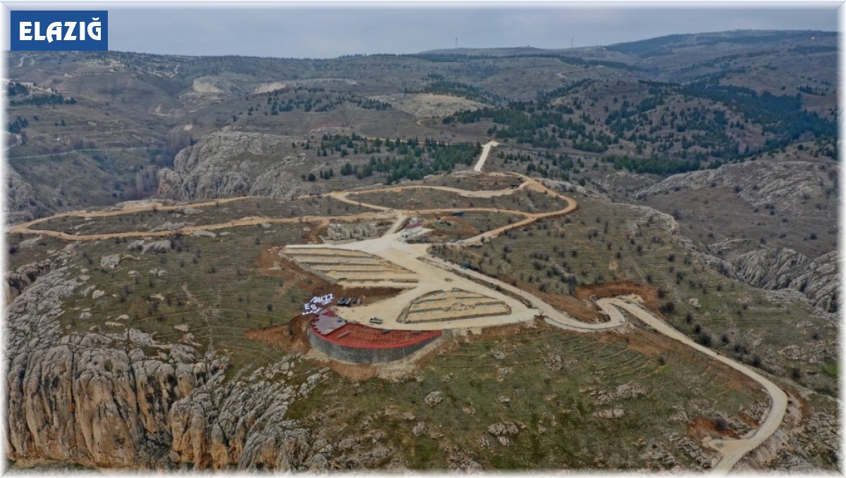 Tarihi Harput-Hüseynik yolunda çalışmaların yüzde 85'i tamamlandı