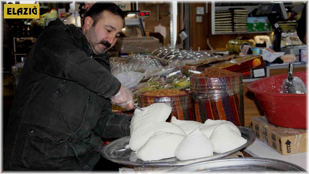 Tarihi Kapalı Çarşıda Ramazan hazırlığı başladı