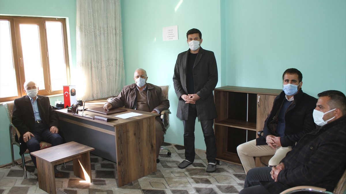 Tarihi Kayme Sarayı'nın bira kutuları tasarımında kullanılmasına tepki