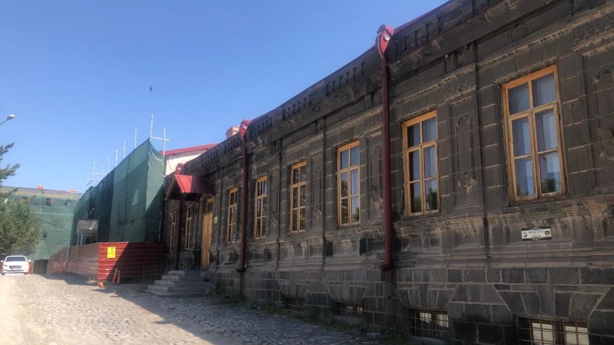 Tarihi Kimliğiyle Kars Kenti Projesi'nde turizme ivme kazandıracak