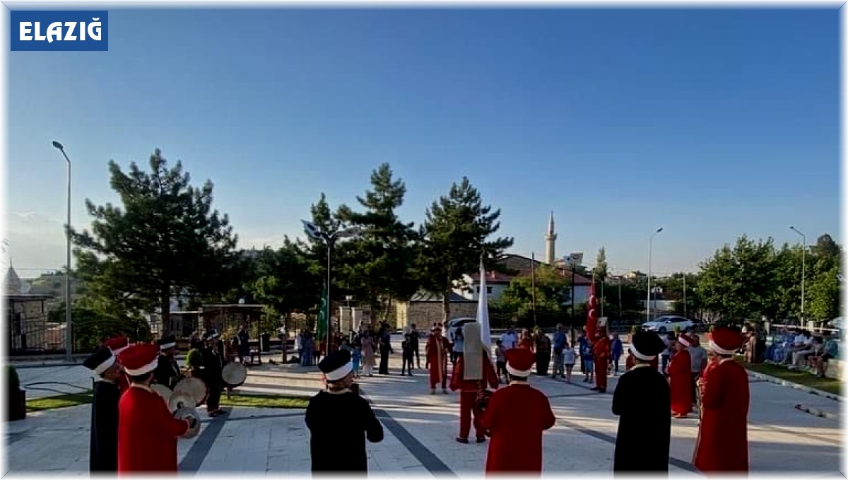 Tarihi mahalle Harput'ta mehter etkinliği