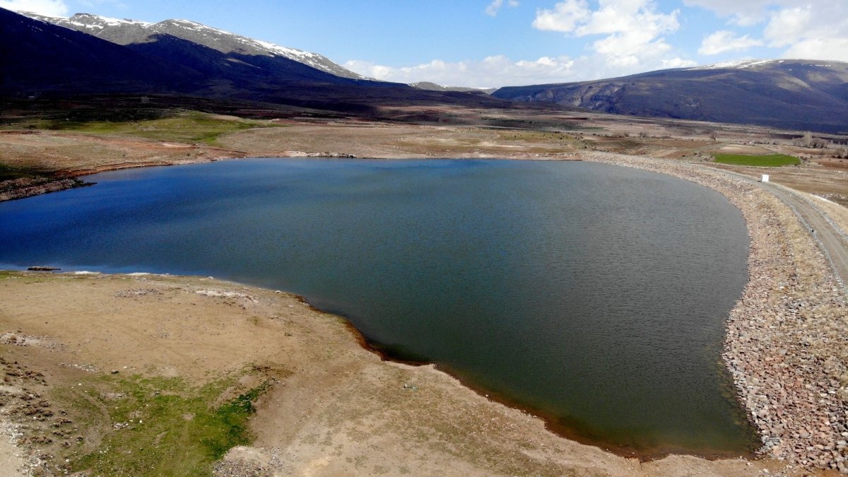 Tarım arazilerine can suyu oldu, 2 bin 600 dekar araziyi yeniden canlandırdı