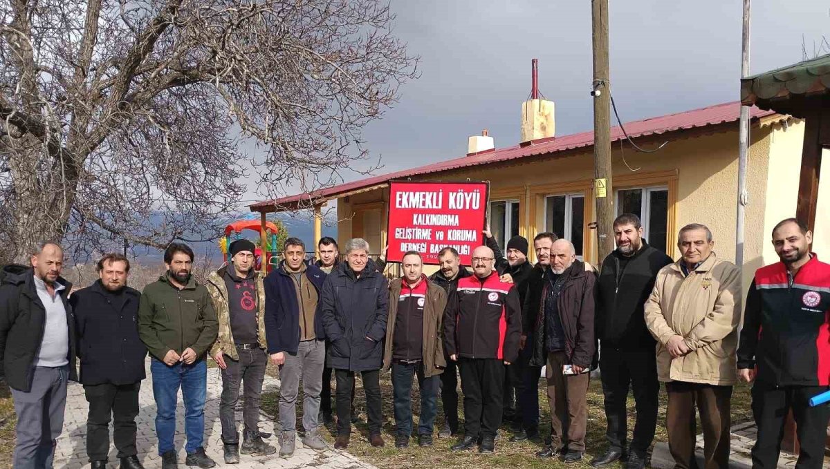 Tarım ekipleri Ekmekli köyünde üreticilerle buluştu