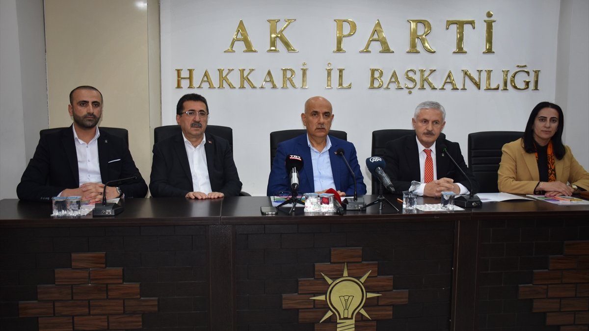 Tarım ve Orman Bakanı Kirişci, AK Parti Hakkari İl Başkanlığı ziyaretinde konuştu: