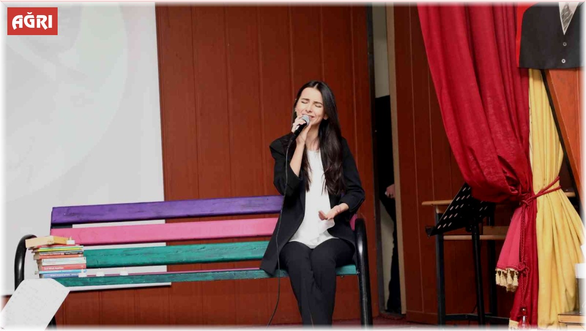 Taşlıçay'da şiir ve müzik dinletisi