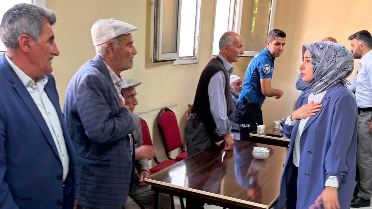 Taşlıçay Kaymakamı Kübra Baka Kılıç Yassıkaya Köyünde Bahattin Taşdemir'in Taziyesine Katıldı