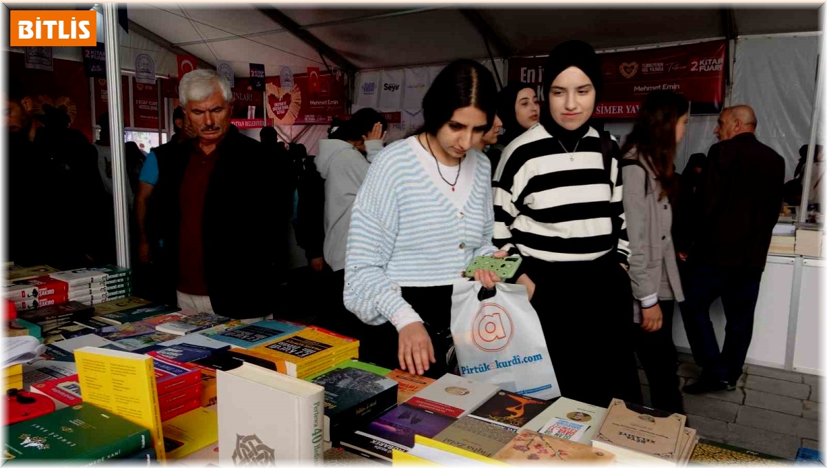 Tatvan 2'nci kitap fuarı törenle başladı