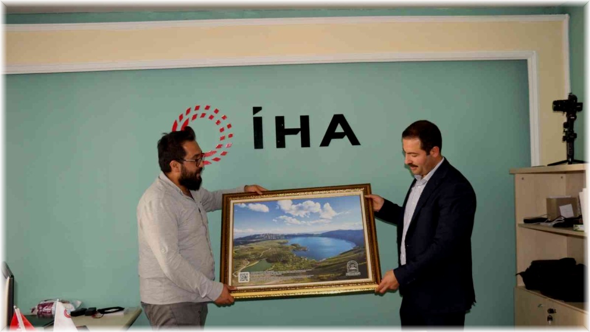Tatvan Belediye Başkanı Mehmet Emin Geylani'den İHA'ya ziyaret